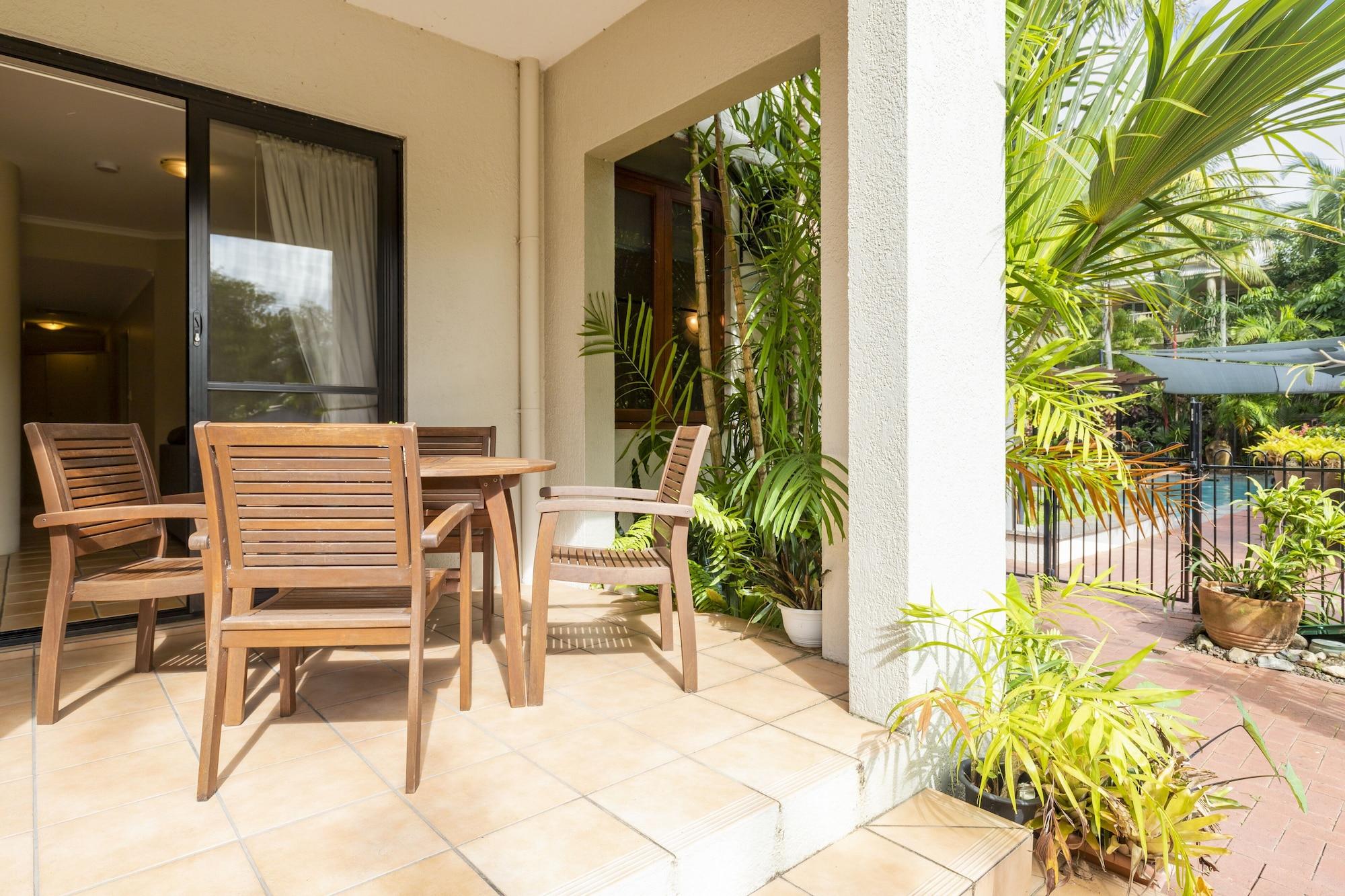 The Mediterranean Port Douglas Exterior foto